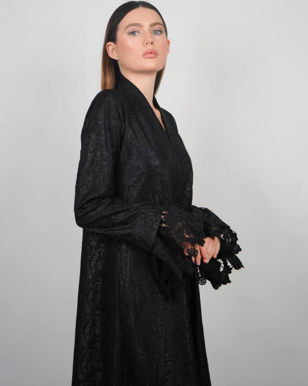 The "Dark Perla" Abaya
